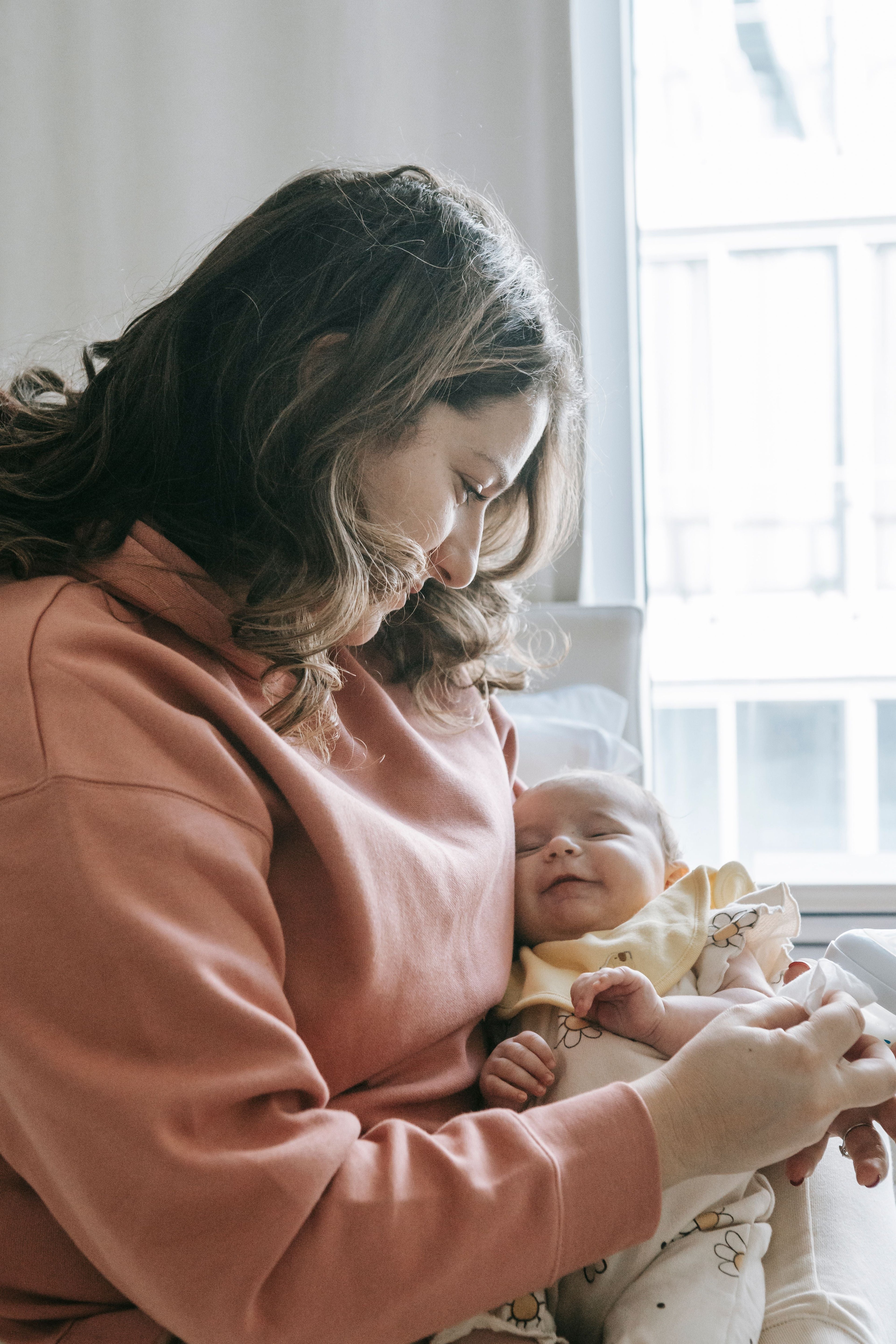 How to Burp a Baby Properly: A Simple Step-by-Step Guide for New Parents