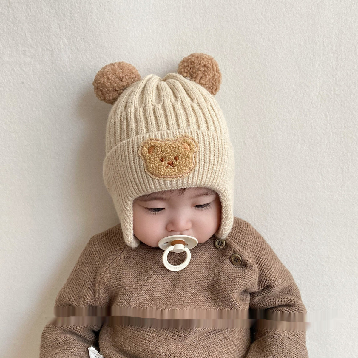 WinnyBabi™ BearHug Pom-Pom Winter Hat